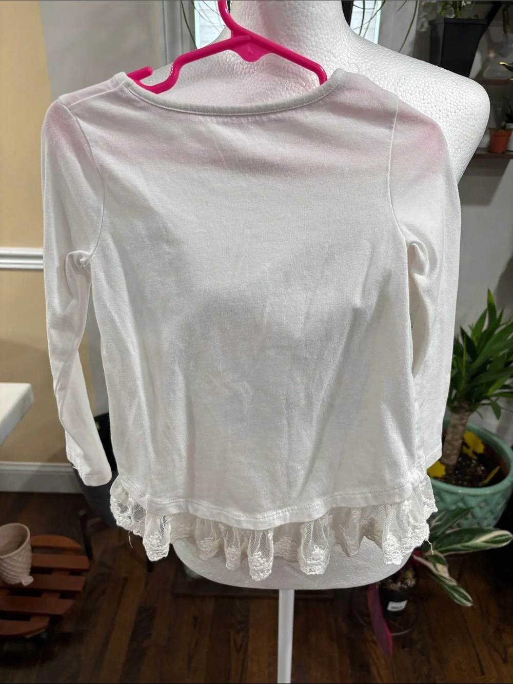 Cynthia Rowley Girls' Winter Graphic Lace Hem Top size 4